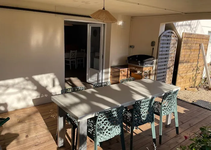 A La Clef Des Champs Apartment Chauray